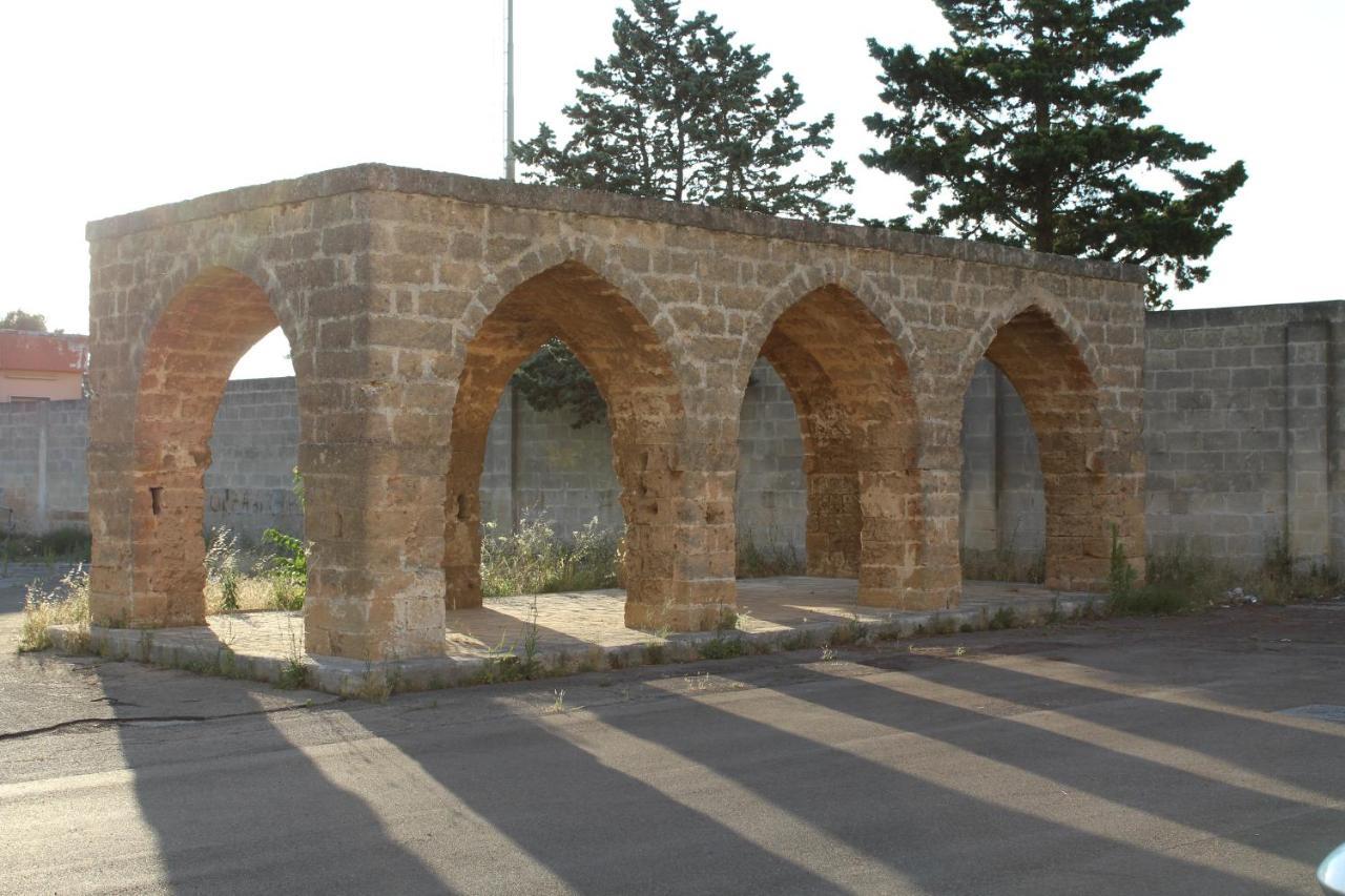 Marinella Campi Salentina Exterior foto
