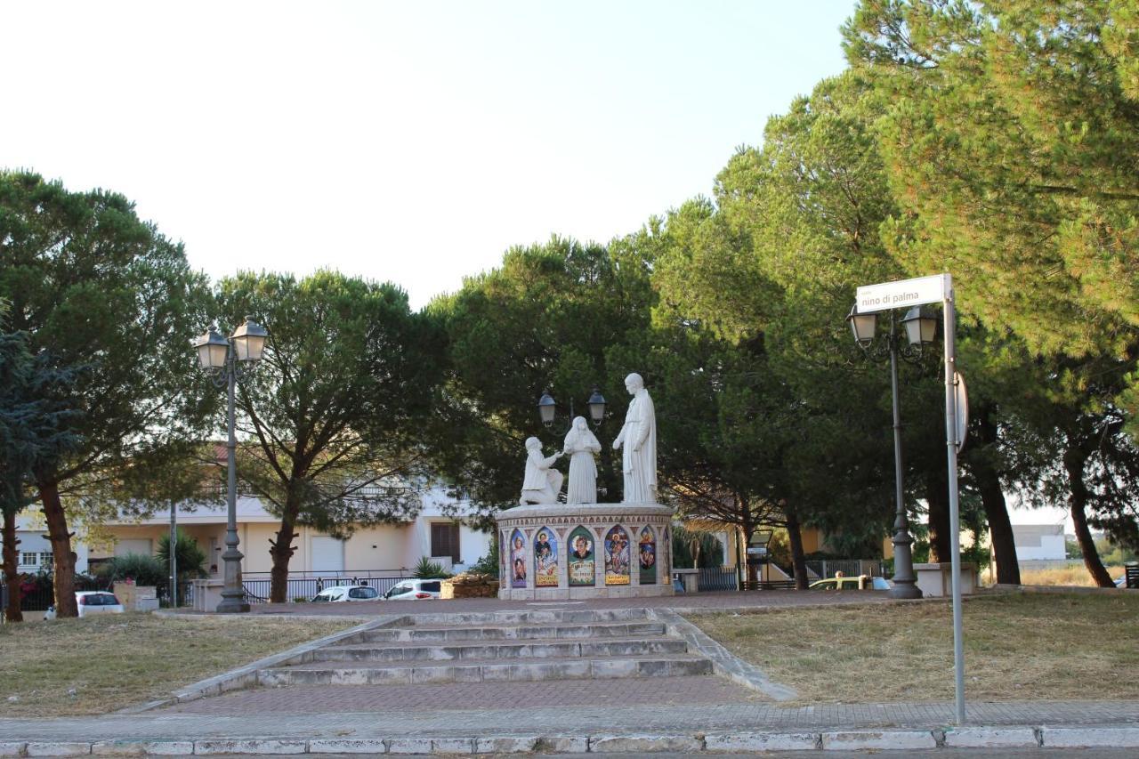 Marinella Campi Salentina Exterior foto
